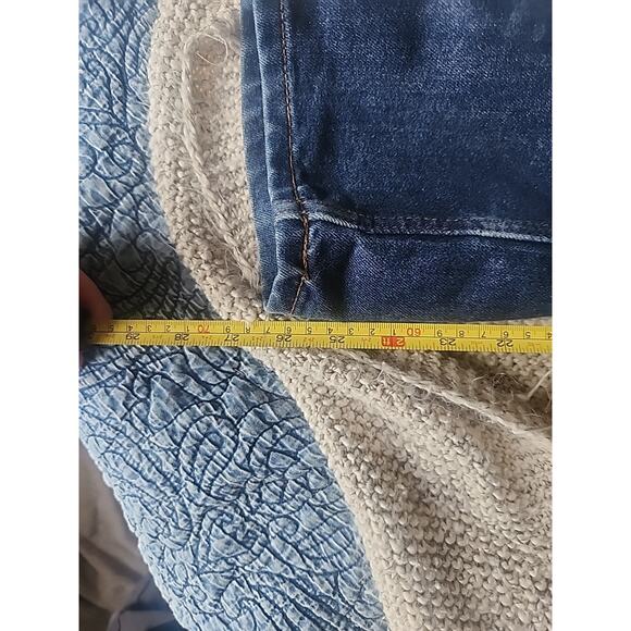 Levis 511 Size 16 Reg (28x28) Medium Wash Slim Fit Denim Jeans - Picture 7 of 7